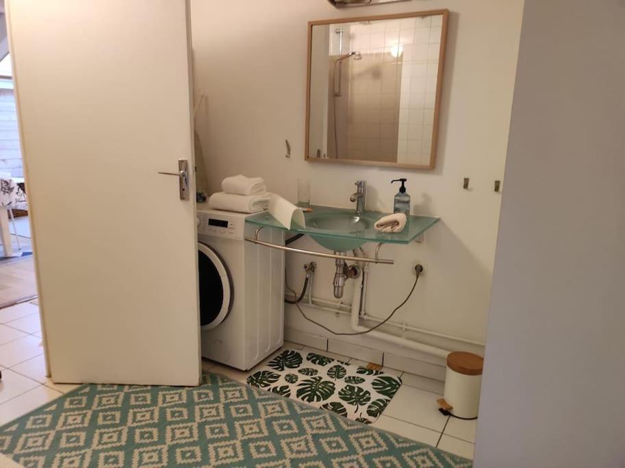 Charme Appartement Entier Pres Paris La Defense Nanterre Сюрен Экстерьер фото