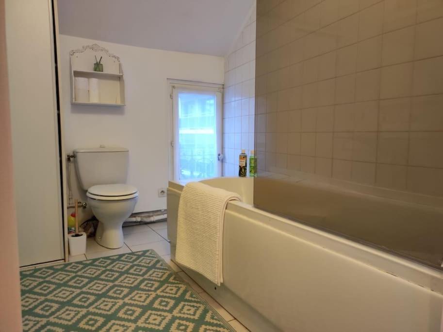 Charme Appartement Entier Pres Paris La Defense Nanterre Сюрен Экстерьер фото