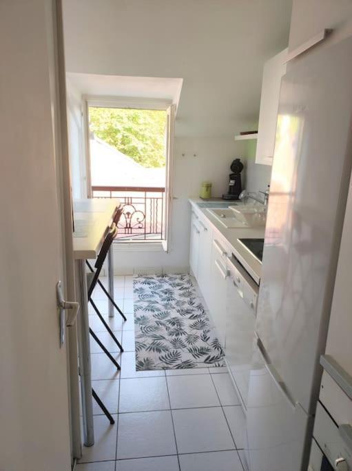 Charme Appartement Entier Pres Paris La Defense Nanterre Сюрен Экстерьер фото